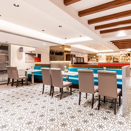 Treebo Premium Heritage Grand -Majiwada Thane Luaran gambar