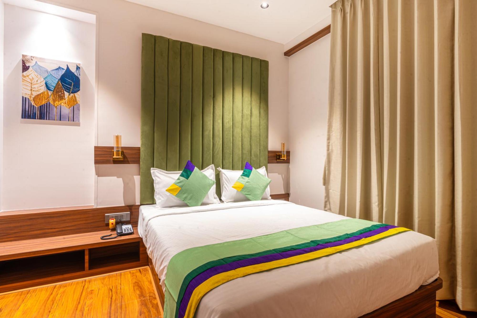 Treebo Premium Heritage Grand -Majiwada Thane Luaran gambar