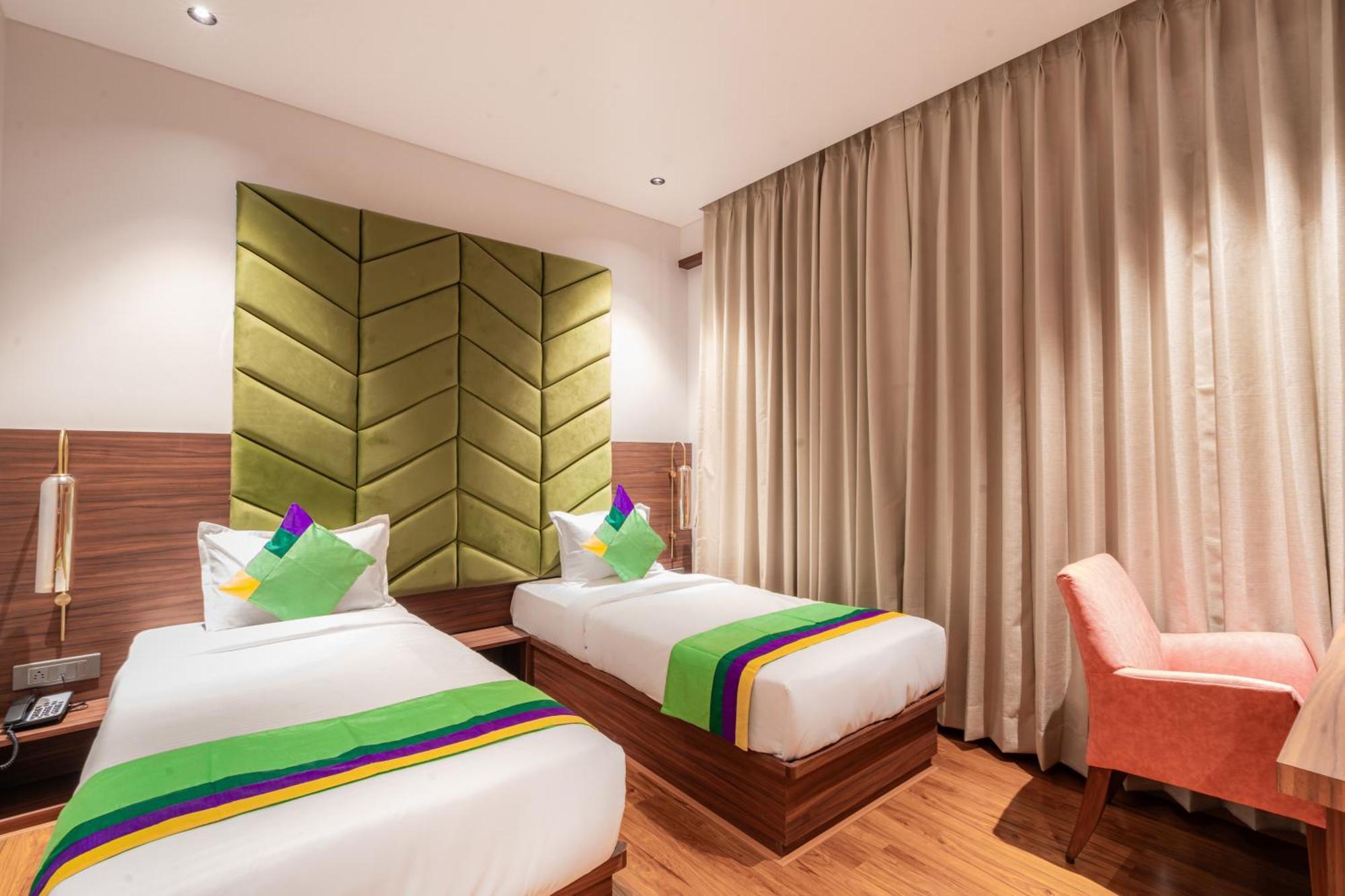 Treebo Premium Heritage Grand -Majiwada Thane Luaran gambar